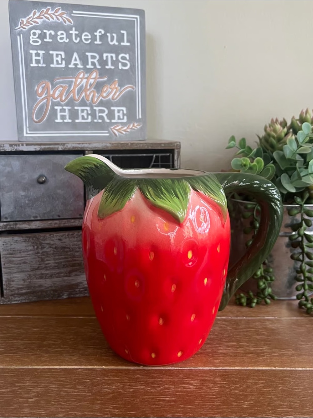 New Ceramic Farmhouse Strawberry Pitcher